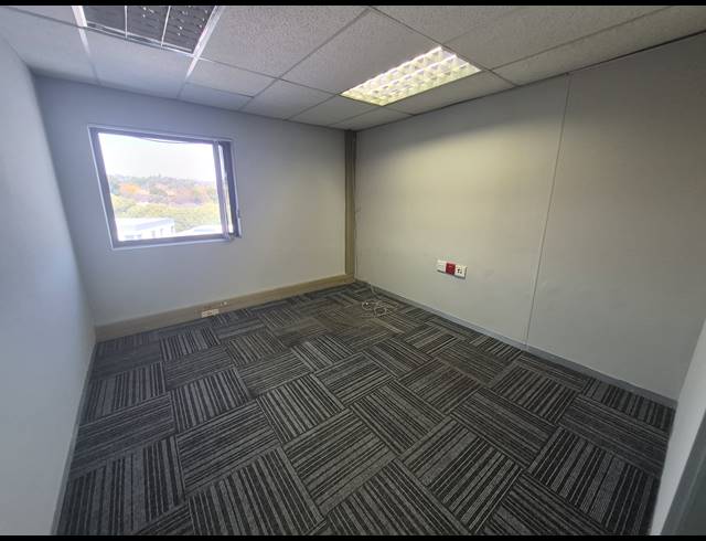 319M² OFFICE TO LET IN WOODMEAD